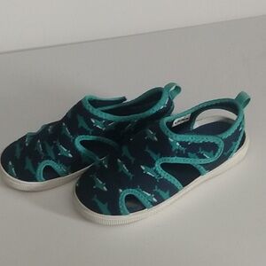Carter's boys sandals with sharks 🦈 size 12 Blue & Green